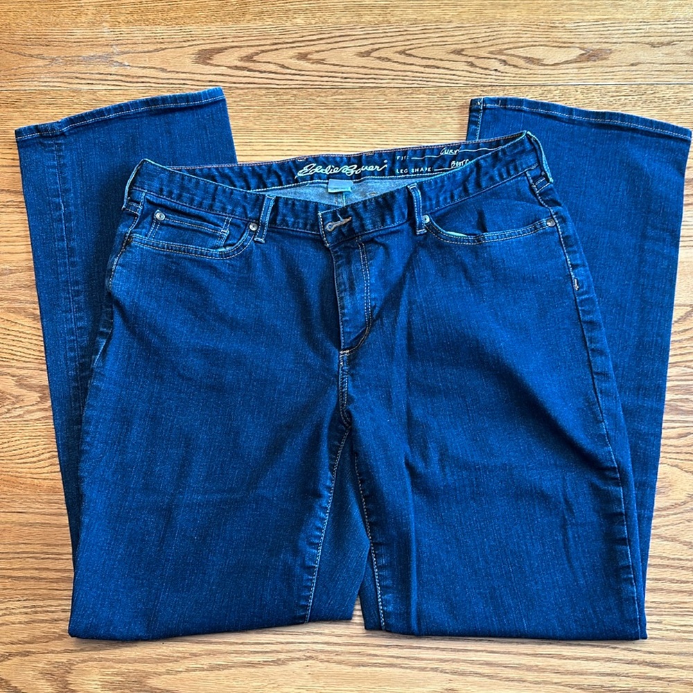 Women’s Eddie Bauer Curvy Fit Bootcut Jeans